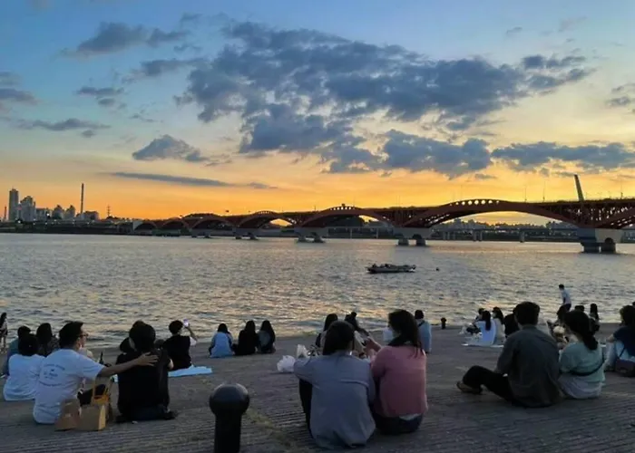 別墅 Mangwon Local Market 5mins, Hongdae, Airport Bus, Hanriver Park 10mins 10ppl, Big Family House 마포레스트 首爾