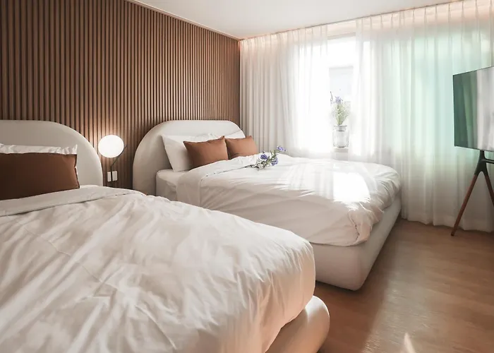 別墅 Mangwon Local Market 5mins, Hongdae, Airport Bus, Hanriver Park 10mins 10ppl, Big Family House 마포레스트